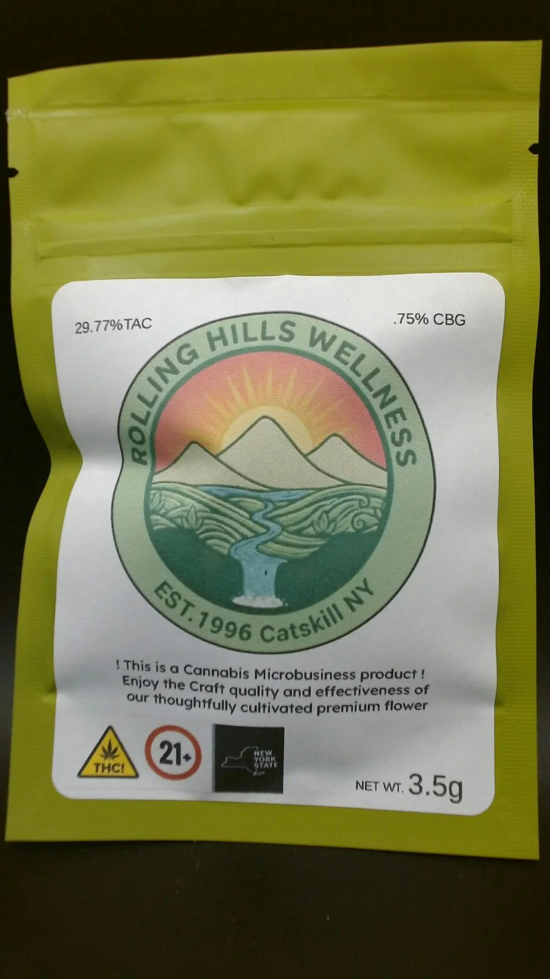 Rolling Hills Wellness - Galactic Grapefruit - 3.5g Flower